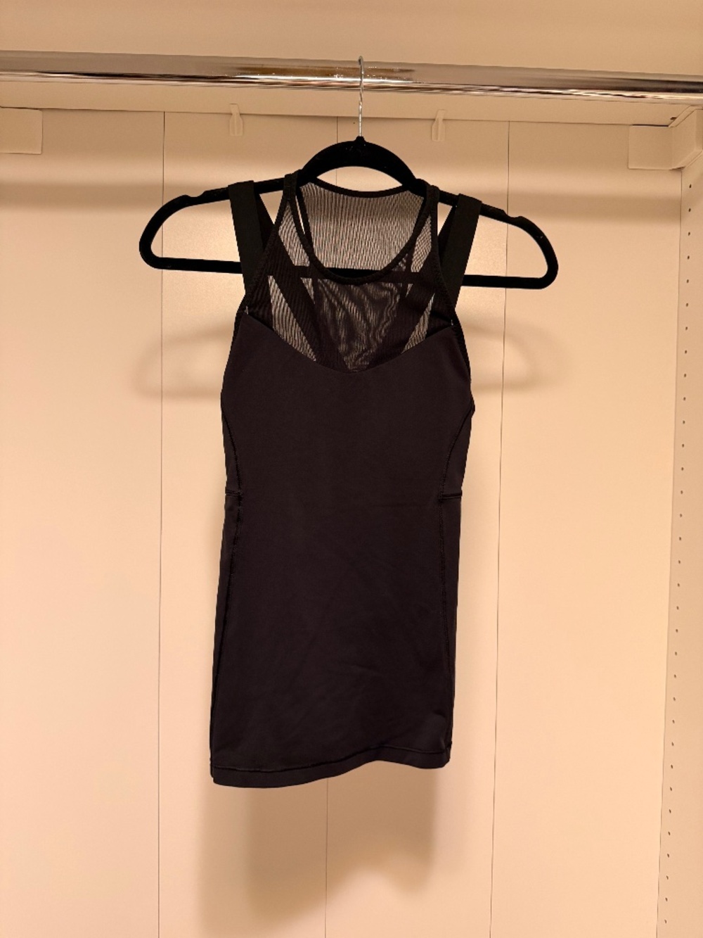 Lululemon top